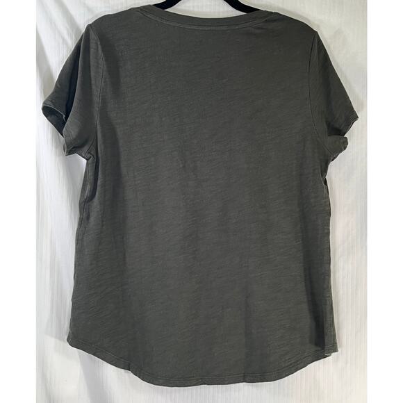 Old Navy Everywear Ancient Forest Green V-Neck T-Shirt Regular Size M - Picture 2 of 6